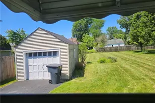 614 Meadowbrook Ave SE, Warren, OH 44484 - Photo 2