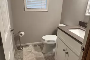 187 Kingsbury Point, Madison, OH 44057 - Photo 10