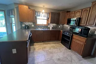 187 Kingsbury Point, Madison, OH 44057 - Photo 2