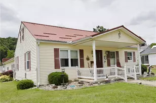 515 Clifton St, Glenmont, OH 44628 - Photo 2