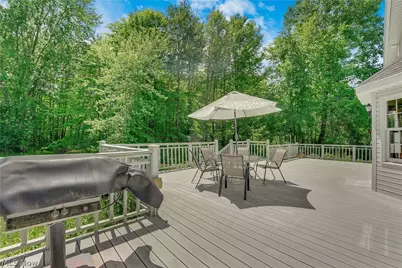 17800 Settlers Trail, Chagrin Falls, OH 44023 - Photo 34