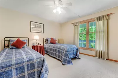 17800 Settlers Trail, Chagrin Falls, OH 44023 - Photo 8