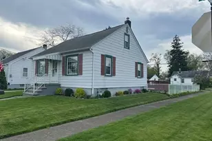 1061 Bell Ave, Elyria, OH 44035 - Photo 8