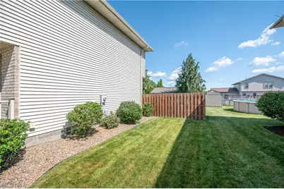 5128 Clearfield Drive, Mineral Ridge, OH 44440 - Photo 4