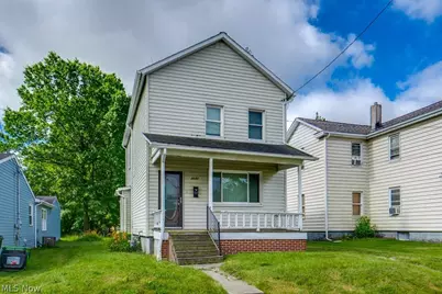 1031 Pike Street, Alliance, OH 44601 - Photo 1