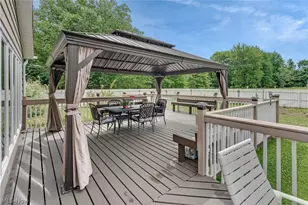 250 Greenridge Dr, Geneva, OH 44041 - Photo 40