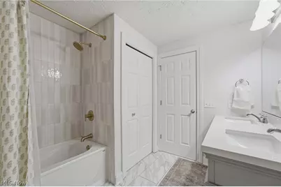 6093 Anchorport Circle NW, Canton, OH 44718 - Photo 42
