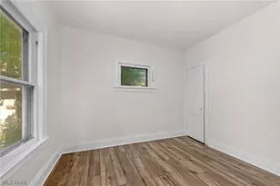 2202 Wyandotte Ave, Oakwood, OH 44107 - Photo 14