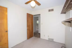 3894 Cannon Rd, Youngstown, OH 44515 - Photo 12