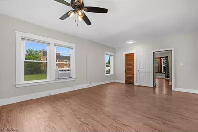 8005 Lake Avenue, Loveland, OH 44102 - Photo 8