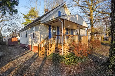 455 Magnolia Avenue, Cuyahoga Falls, OH 44221 - Photo 2