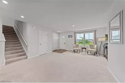 4636 Erhart Drive, Lorain, OH 44053 - Photo 6