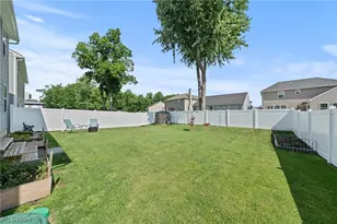 4636 Erhart Dr, Lorain, OH 44053 - Photo 42