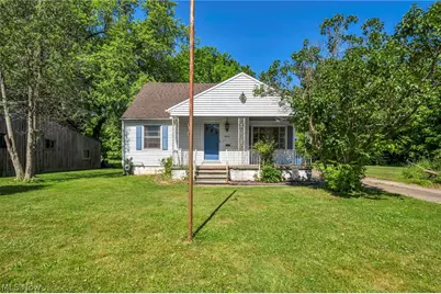1604 Nebraska Avenue, Lorain, OH 44052 - Photo 1