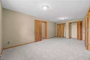 1701 Woods Rd, Akron, OH 44306 - Photo 38