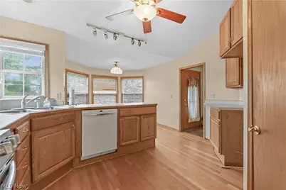 1701 Woods Road, Akron, OH 44306 - Photo 16