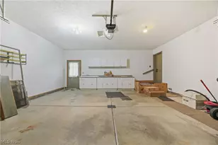 1701 Woods Rd, Akron, OH 44306 - Photo 40