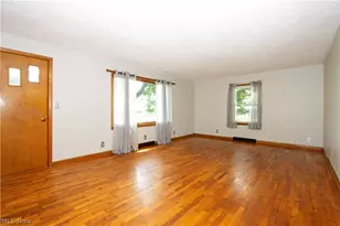 10998 N Mt Eaton Rd, Marshallville, OH 44645 - Photo 2