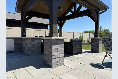 9154 Pleasant Ridge Circle, North Ridgeville, OH 44039 - Photo 32
