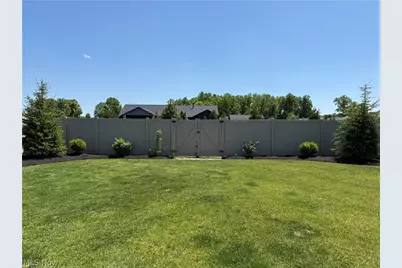 9154 Pleasant Ridge Circle, North Ridgeville, OH 44039 - Photo 34