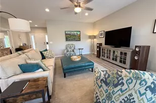 9154 Pleasant Ridge Cir, North Ridgeville, OH 44039 - Photo 12