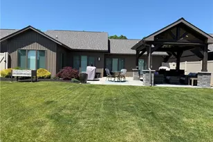 9154 Pleasant Ridge Cir, North Ridgeville, OH 44039 - Photo 38