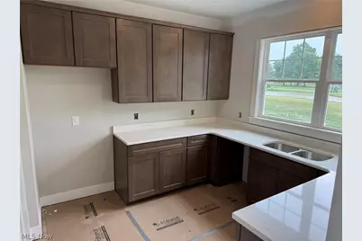 32585 Royal Troon Drive, Avon Lake, OH 44012 - Photo 6