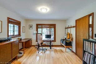 326 Dorchester Rd, Akron, OH 44320 - Photo 18