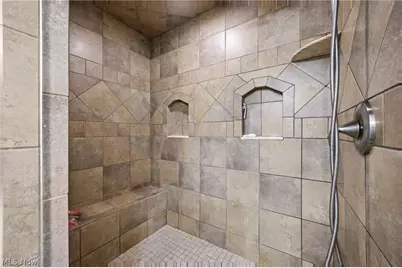 8400 Raleigh Place, Concord Twp, OH 44077 - Photo 28