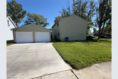 2305-2307 Hamilton Avenue, Lorain, OH 44052 - Photo 4