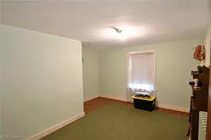 9030 Lakeshore Blvd, Mentor, OH 44060 - Photo 10