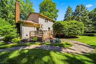 7088 S Meadow Dr, Concord Twp, OH 44077 - Photo 4
