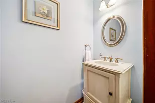 7088 S Meadow Dr, Concord Twp, OH 44077 - Photo 22