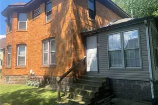 145 Grant St, Conneaut, OH 44030 - Photo 2