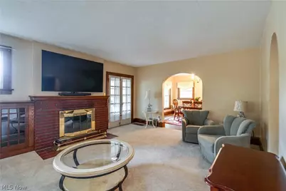 608 25th Street NW, Canton, OH 44709 - Photo 8