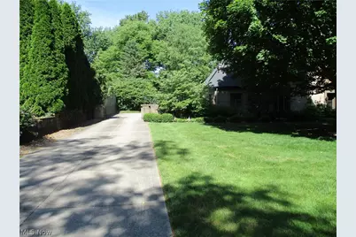 192 Wolcott Road, Akron, OH 44313 - Photo 2