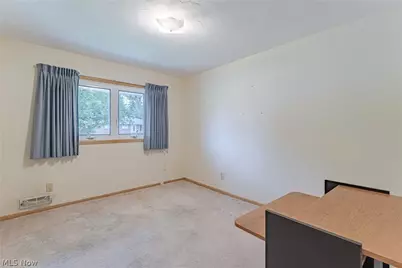 7635 Tamiami Drive, Parma, OH 44134 - Photo 16