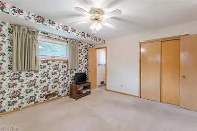 7635 Tamiami Drive, Parma, OH 44134 - Photo 12