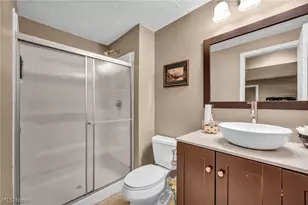 880 Shadow Creek Trail, Amherst, OH 44001 - Photo 20