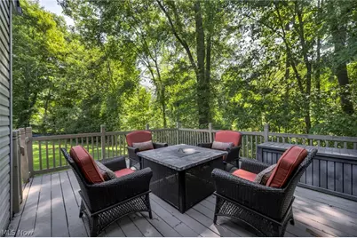 880 Shadow Creek Trail, Amherst, OH 44001 - Photo 38