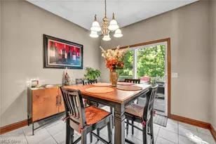 880 Shadow Creek Trail, Amherst, OH 44001 - Photo 14