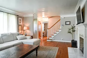 19406 Scottsdale Blvd, Huber Heights, OH 44122 - Photo 4