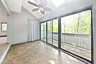 2189 Pinebrook Trail, Cuyahoga Falls, OH 44223 - Photo 10