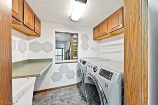 2189 Pinebrook Trail, Cuyahoga Falls, OH 44223 - Photo 20