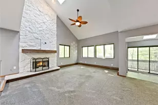 2189 Pinebrook Trail, Cuyahoga Falls, OH 44223 - Photo 8