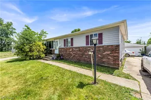 4245 E 177th Pl, Loveland, OH 44128 - Photo 2