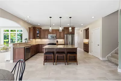 3341 Creekside Trail, Cuyahoga Falls, OH 44223 - Photo 10
