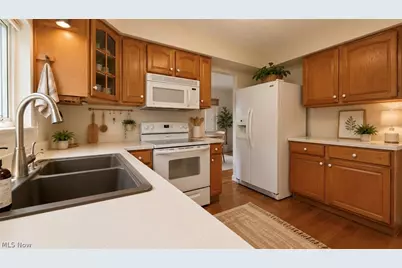 8030 Grovewood Drive, Mentor, OH 44060 - Photo 6