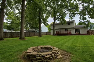 8030 Grovewood Dr, Mentor, OH 44060 - Photo 24