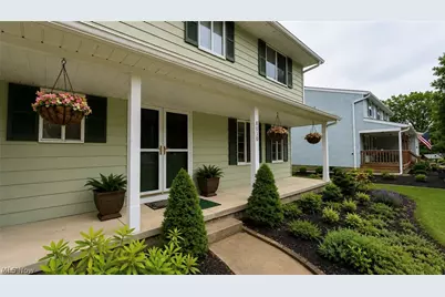 8030 Grovewood Drive, Mentor, OH 44060 - Photo 2